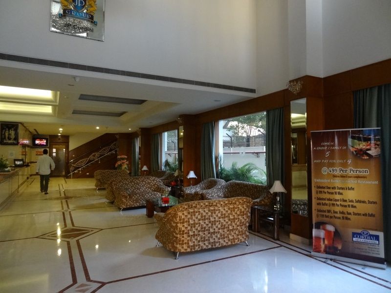 J P Cordial Hotell Bangalore Exteriör bild